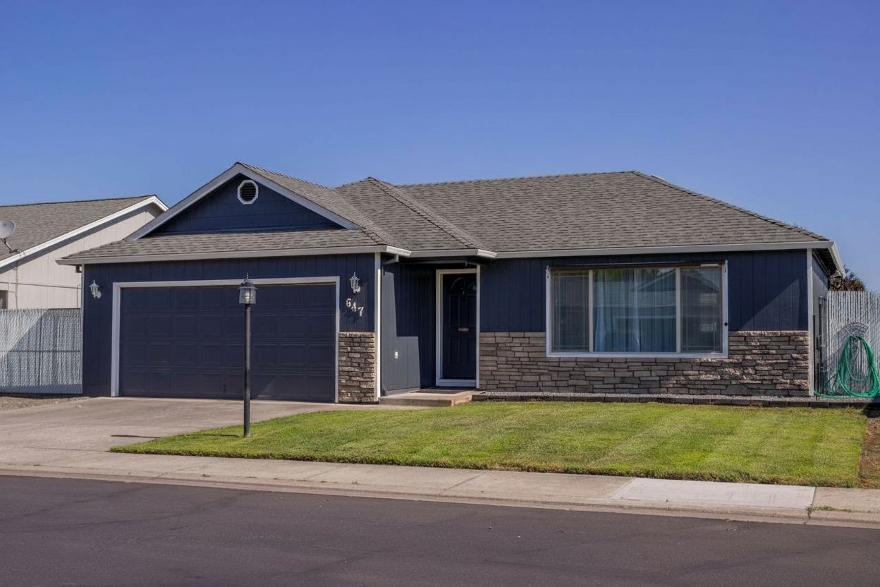 Stone accent siding exterior AI visualizer
